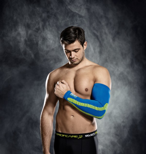 6610_compression_arm_sleeves_blue_profcare_neoprene_kinesiological_effect-scaled-1.jpg